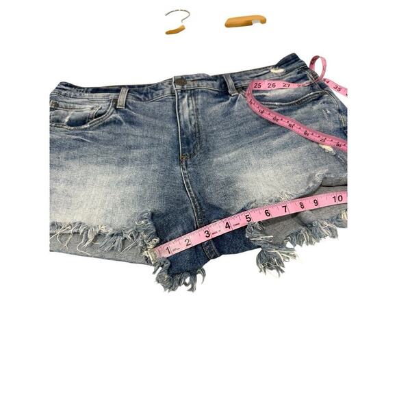 Kut From The Kloth Distressed Cut Off Jane High Rise Denim Shorts Size 14 - Picture 9 of 9